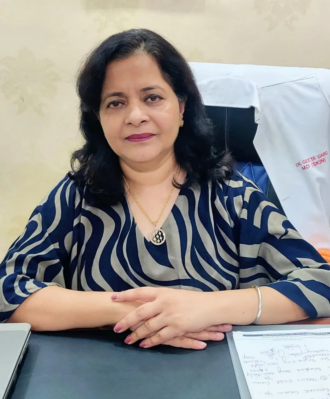 Dr. Geeta Garg in consultation